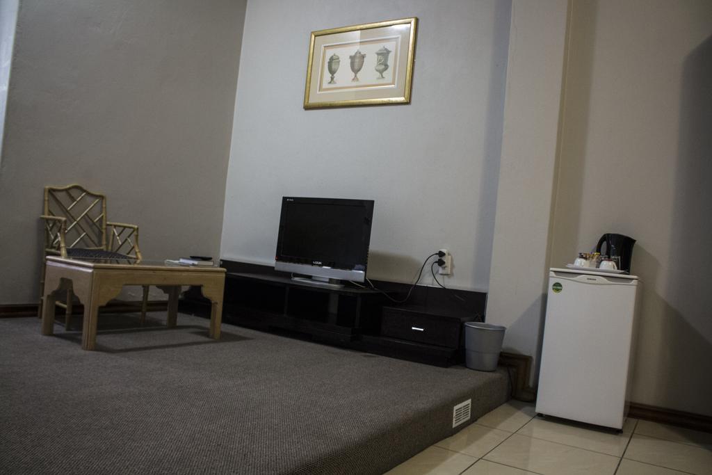 Tassili Lodge Kempton Park Zewnętrze zdjęcie